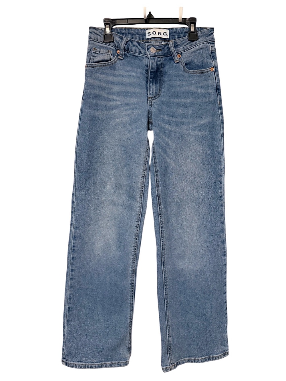 Straight-Leg Jeans in Medium Blue